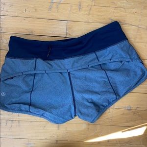 lululemon short size 6